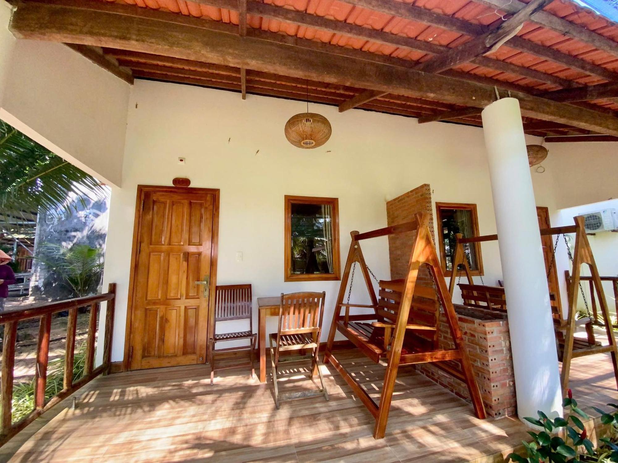 Y Nghia Bungalow Ong Lang Phú Quý Zewnętrze zdjęcie